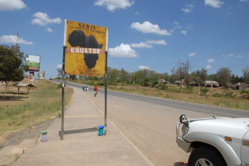 At this location in the Kenyan highlands, the equator intersected the road to Nanyuki (height above sea level: 6389 Feet).