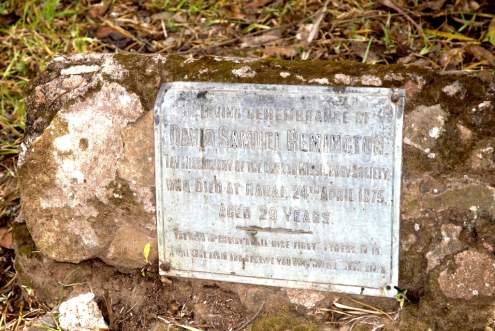 Grab eines im Jahr 1875 in Rabai verstorbenen britischen Missionars.