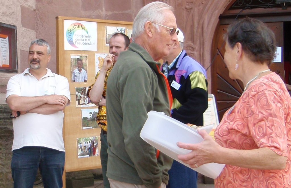 Diskussionen am Informationsstand des Vereins.