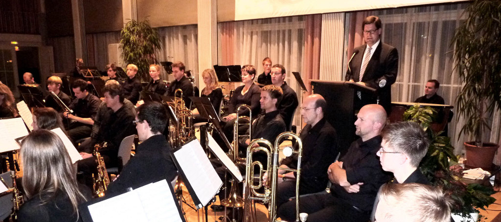 Mr Julian Osswald, Mayor of Freudenstadt, while opening the charity concert.