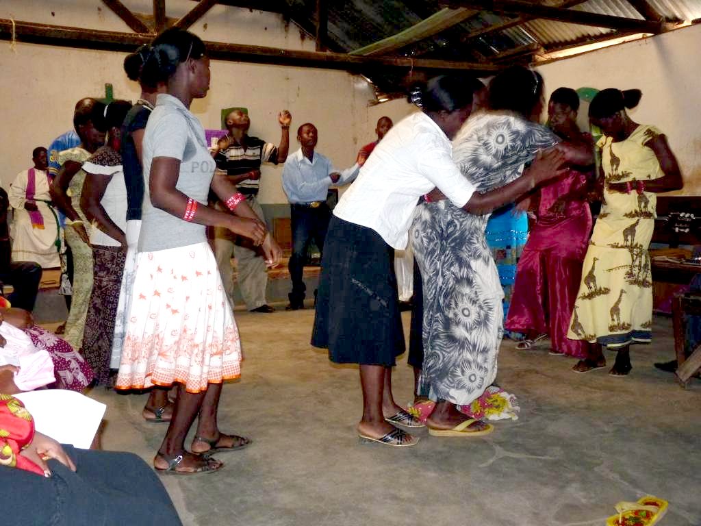 Gottesdienstbesuch (Kulesa / Kenia).