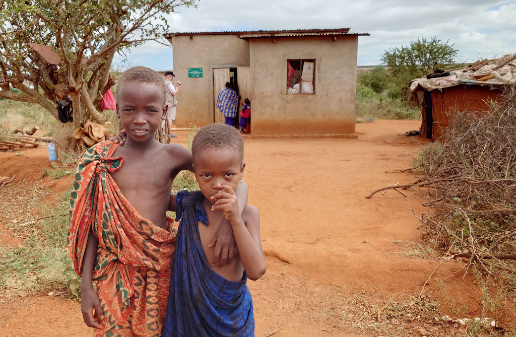 Einblicke bekam die Gruppe auch bei dem Besuch des Massai-Dorfs bei Voi. Dort steht ein vom Freudenstädter Keniakreis finanziertes Haus. Foto: Uwe Ade.